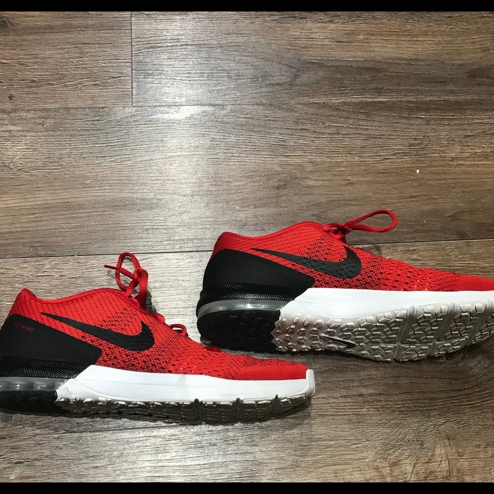 Nike Air Max Typha Size 11